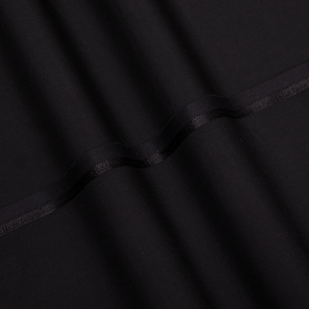 Madox Linen
