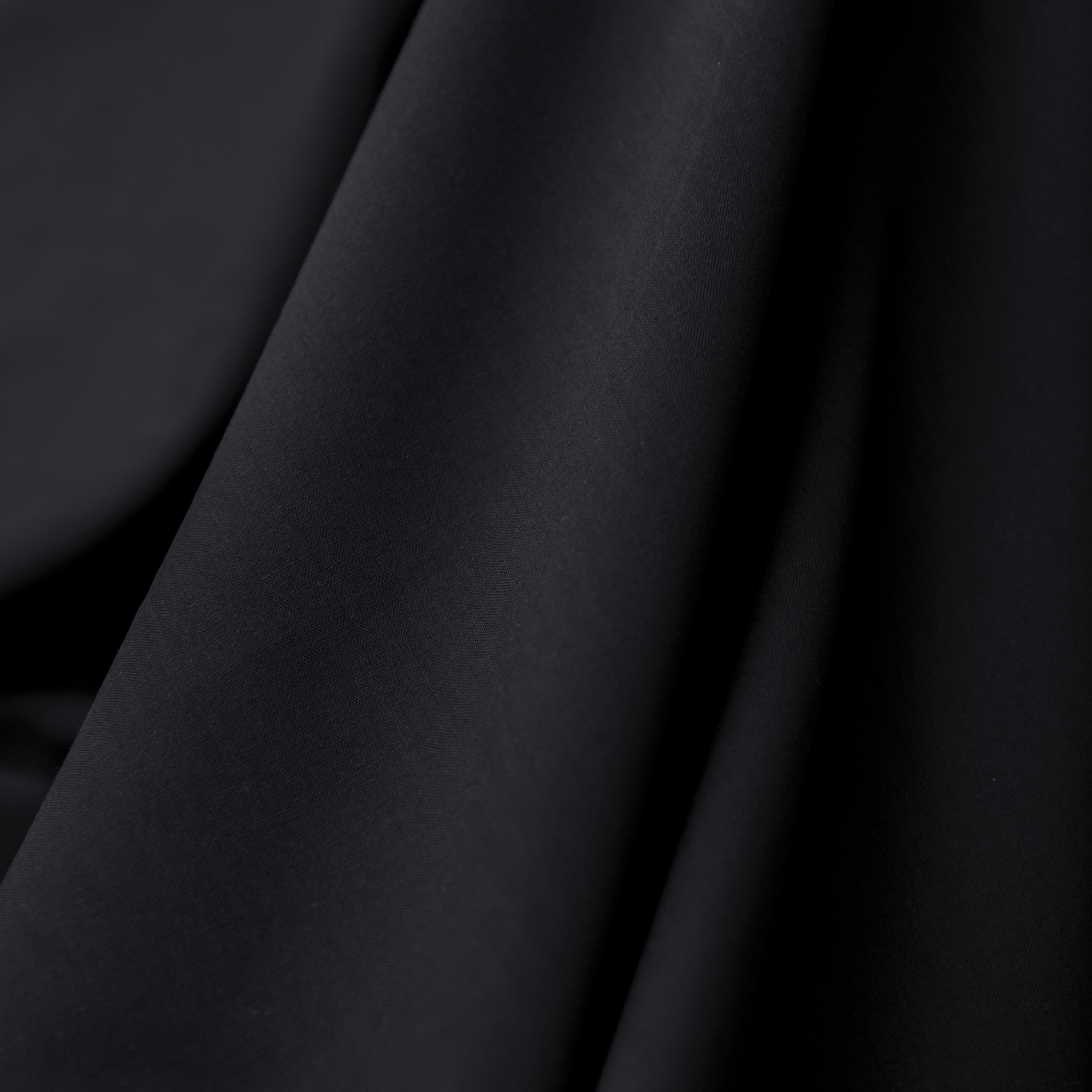 Kit Kat Black